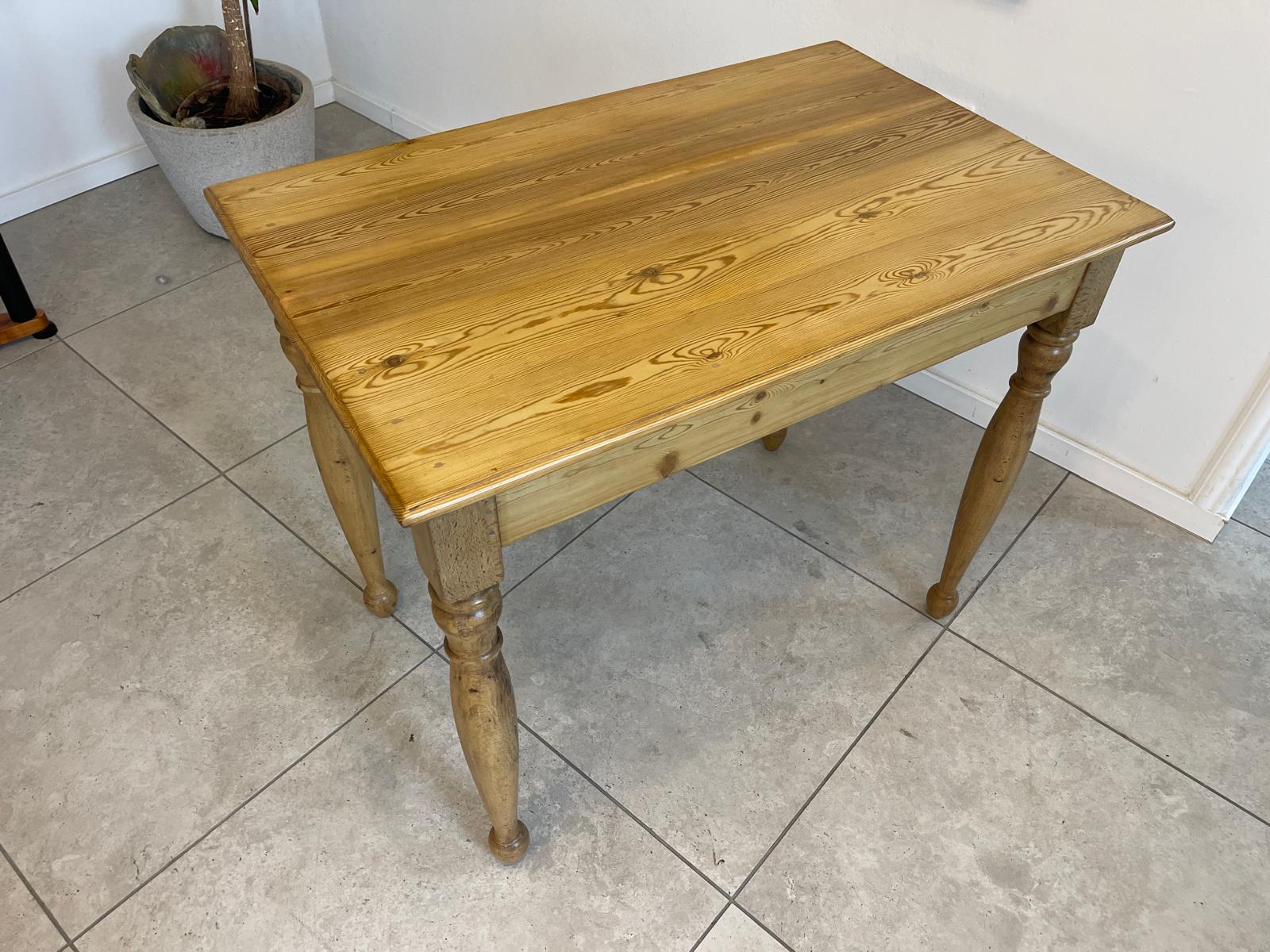 Bäuerliches Gründerzeit Tischerl Beistelltisch Bauerntisch G1254