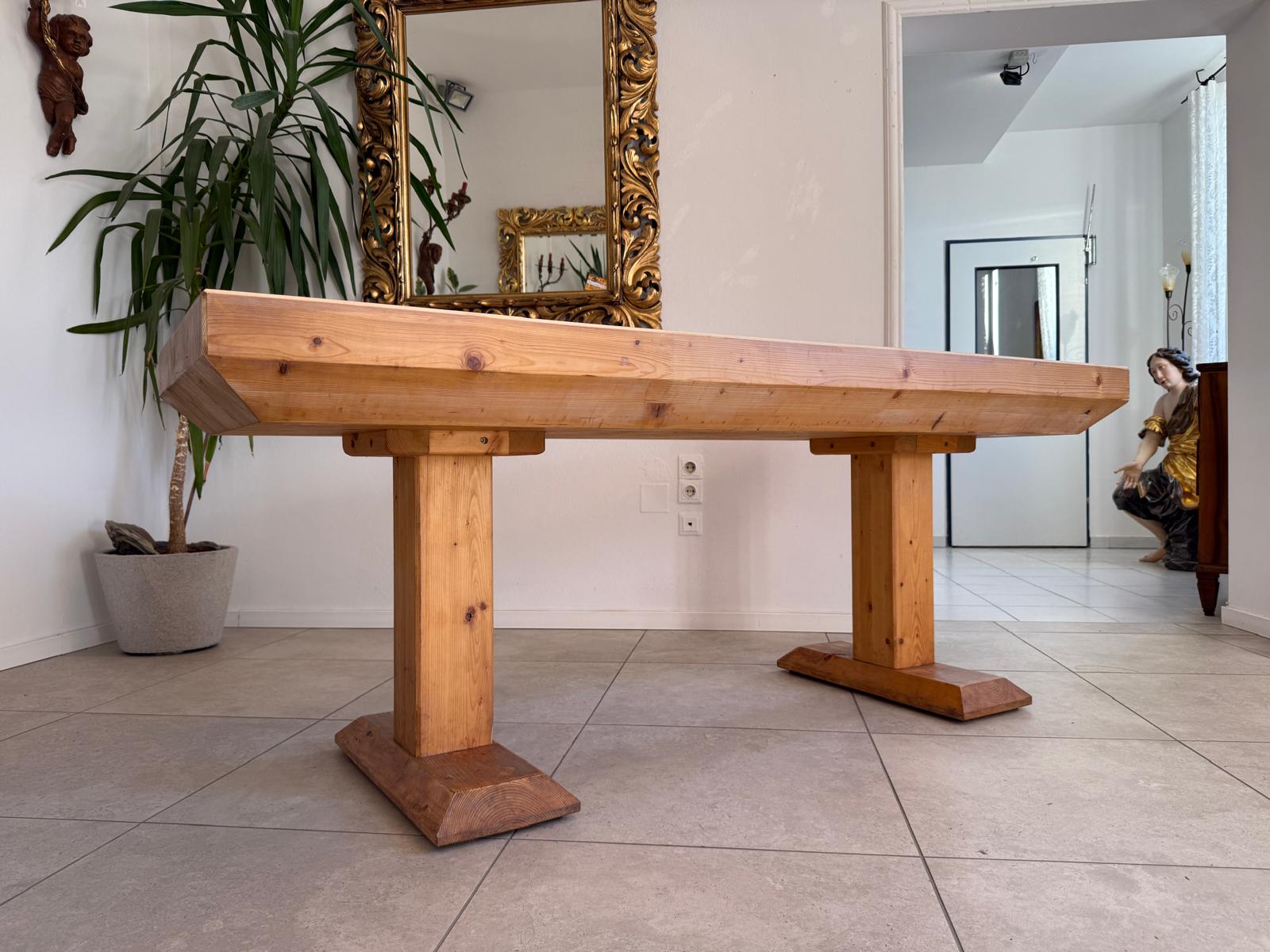 Uriger Bauerntisch Tafeltisch Hüttentisch Naturholztisch G2286