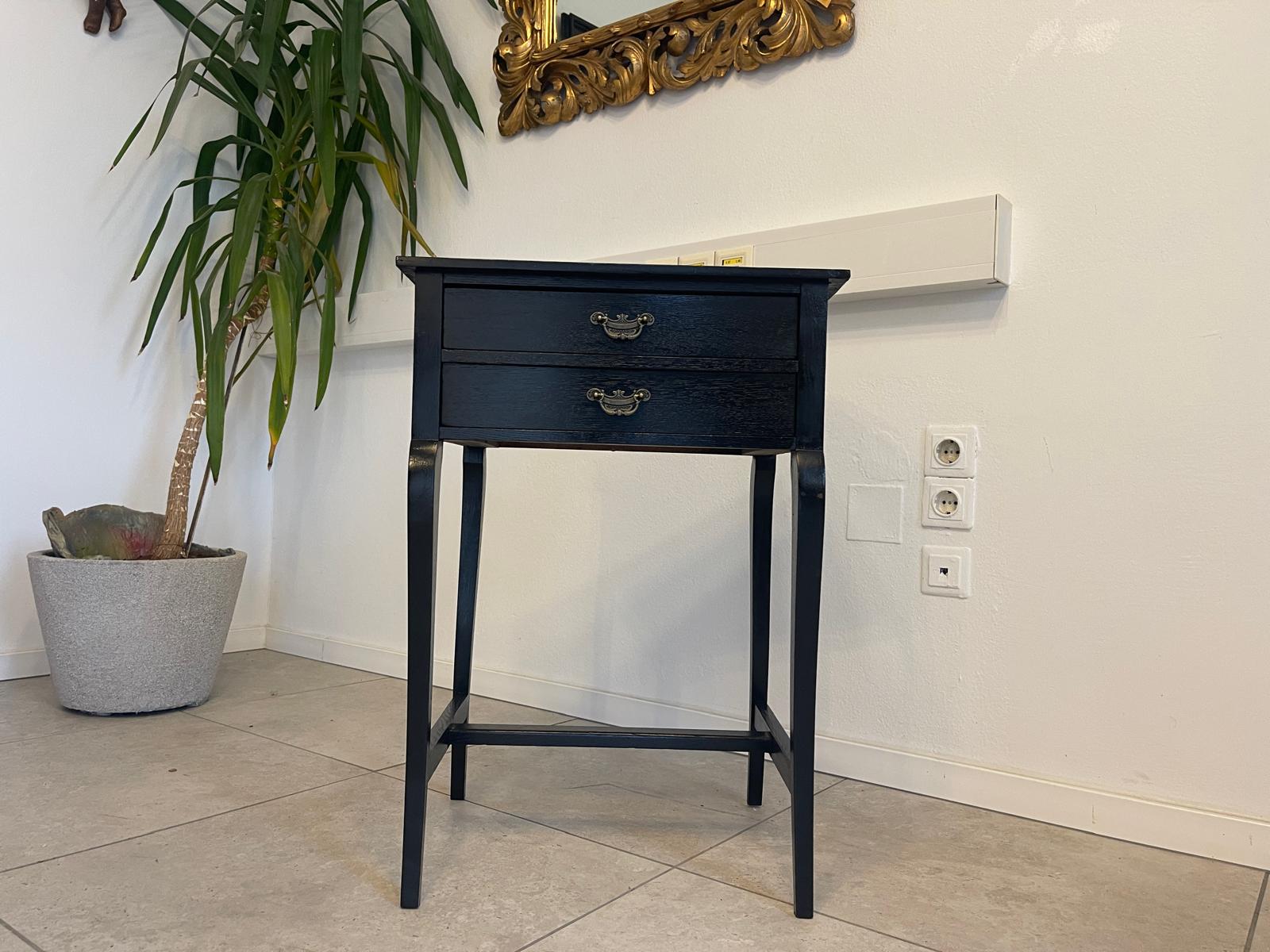 Restaurierter Jugendstil Tisch Beistelltisch Tischerl elegant E1006