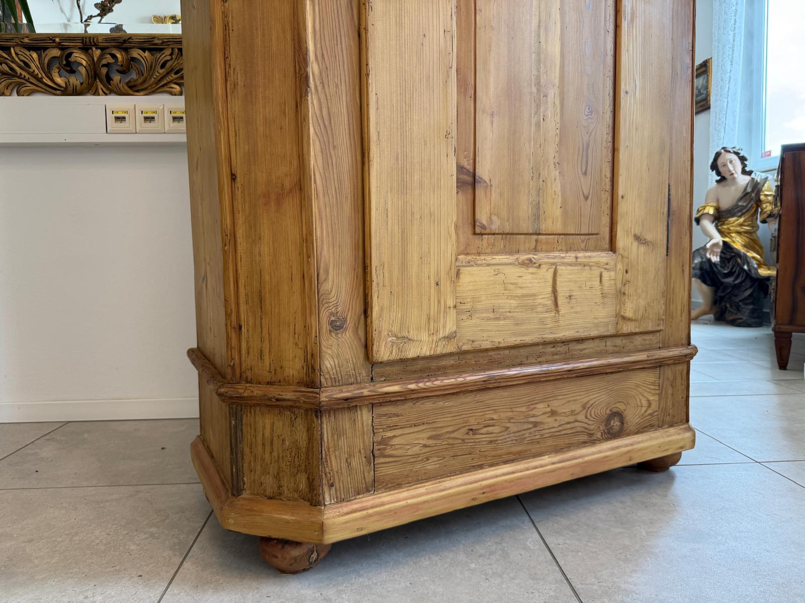Sale Biedermeier Bauernschrank Naturholzschrank Weichholz Tirol D2652