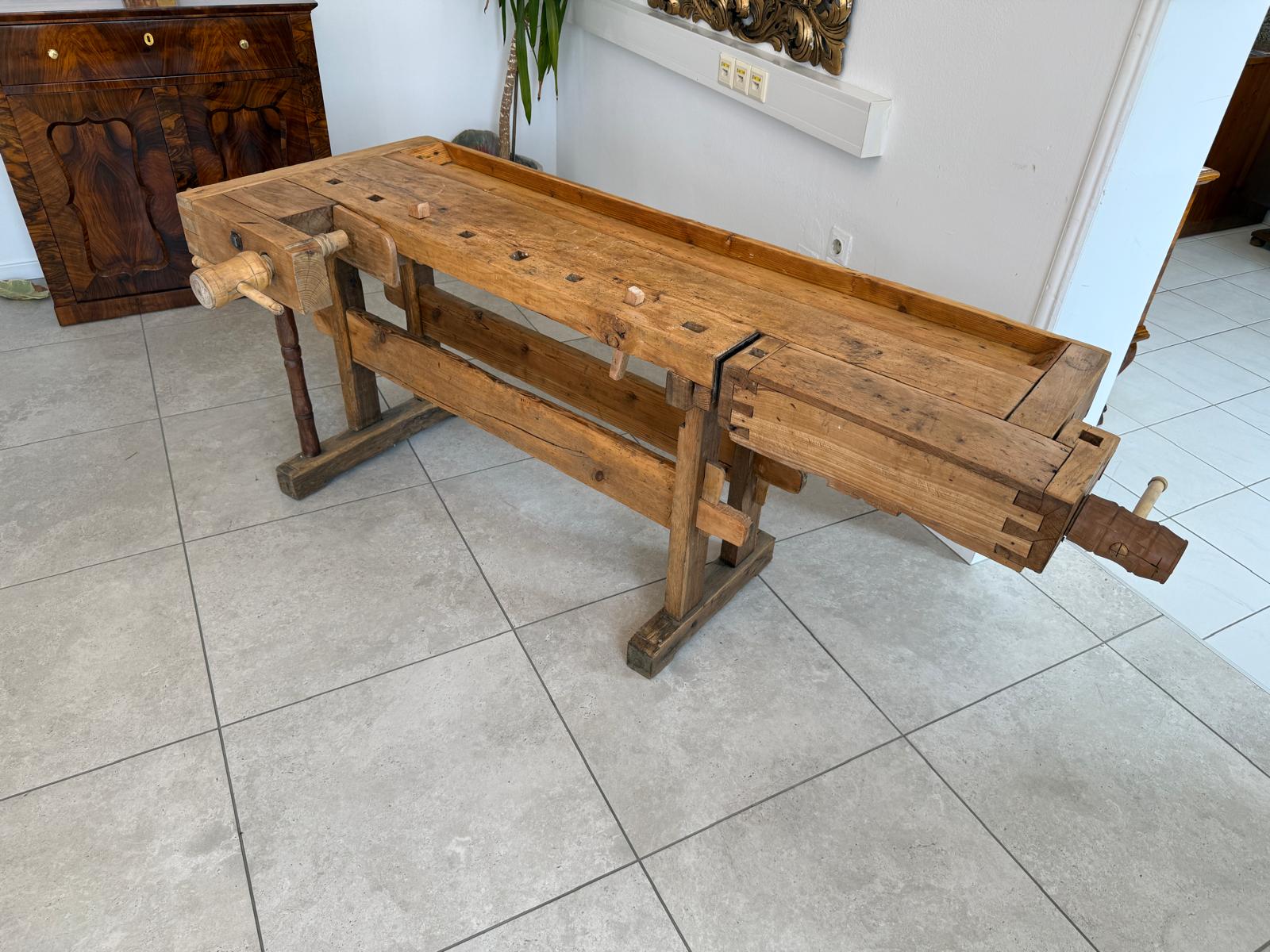 Hobelbank antik & restauriert, Werkbank, Designertisch, Thresen D2499