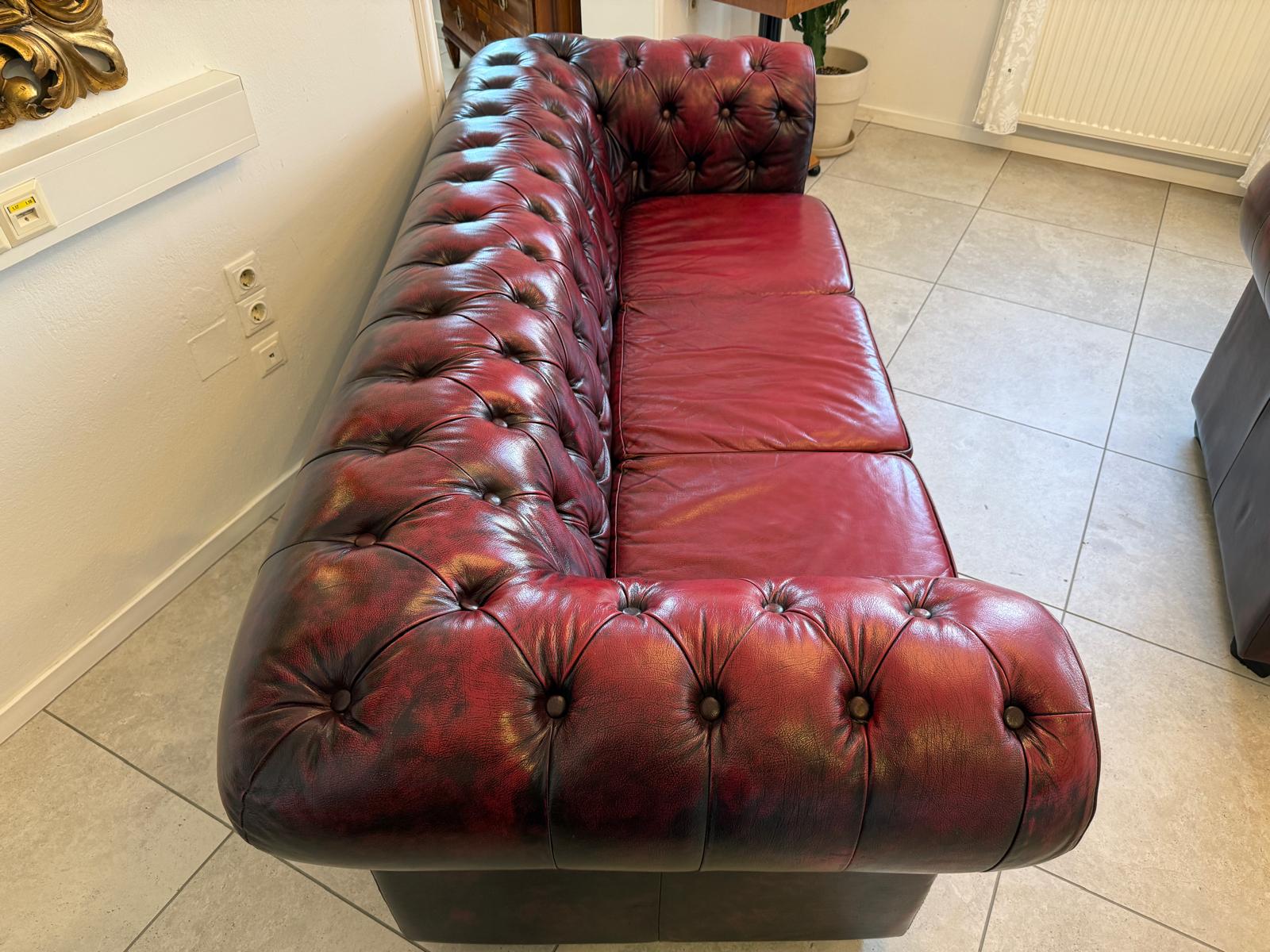 Chesterfield Ensemble 3 teilig Ledersofa Fauteuils Clubmöbel Cultmöbel G2127