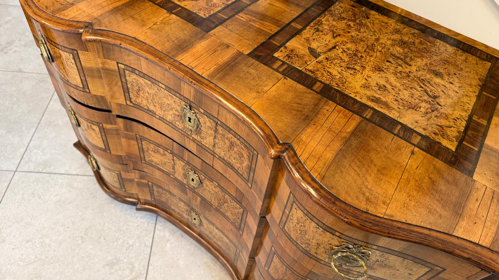 Authentische Barock Kommode Obstholz Marketerien Antiquität Nussholz  G2375