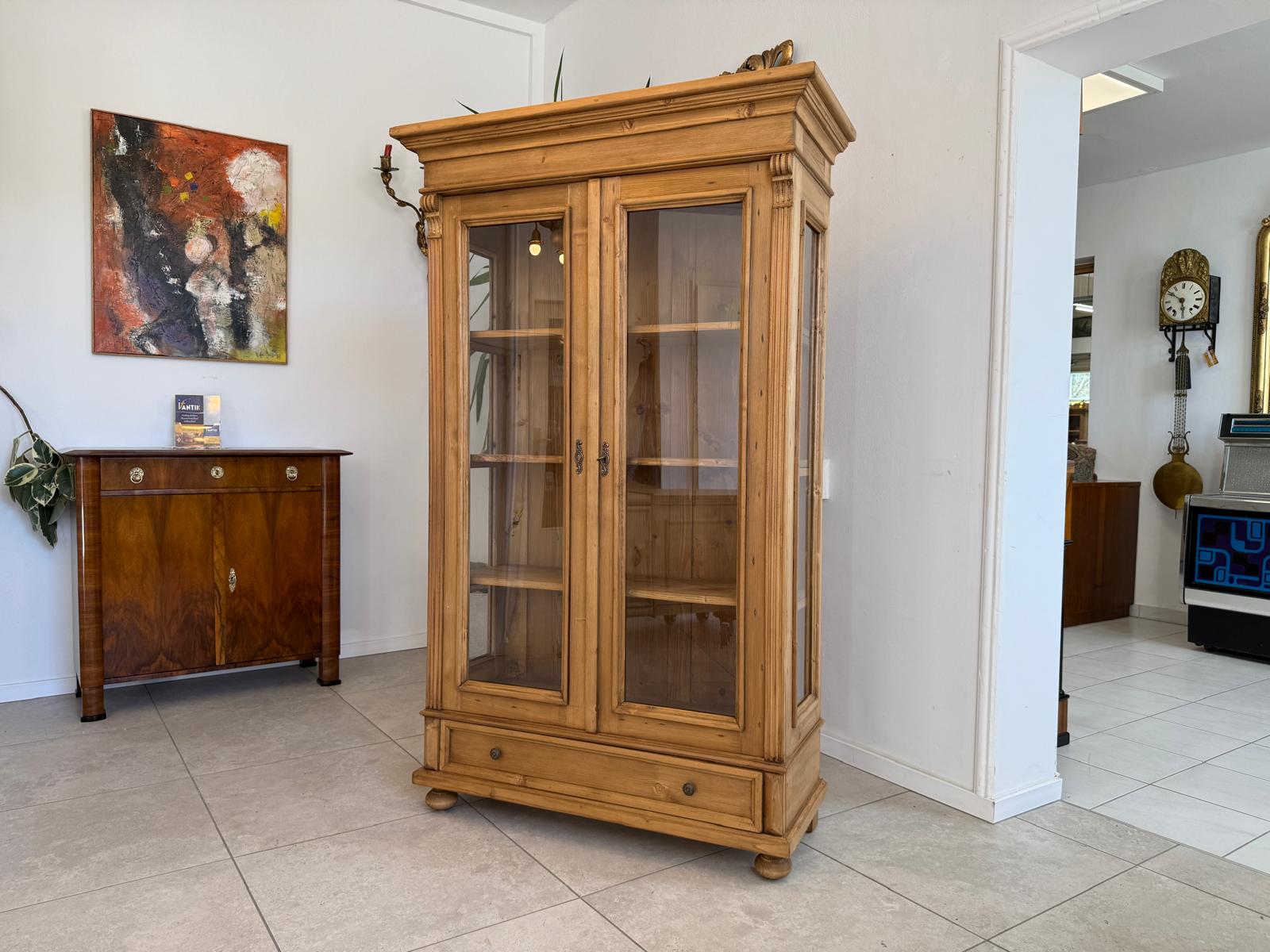 Bäuerliche Vitrine Bauernvitrine Bücherschrank antik Bauernschrank D2348