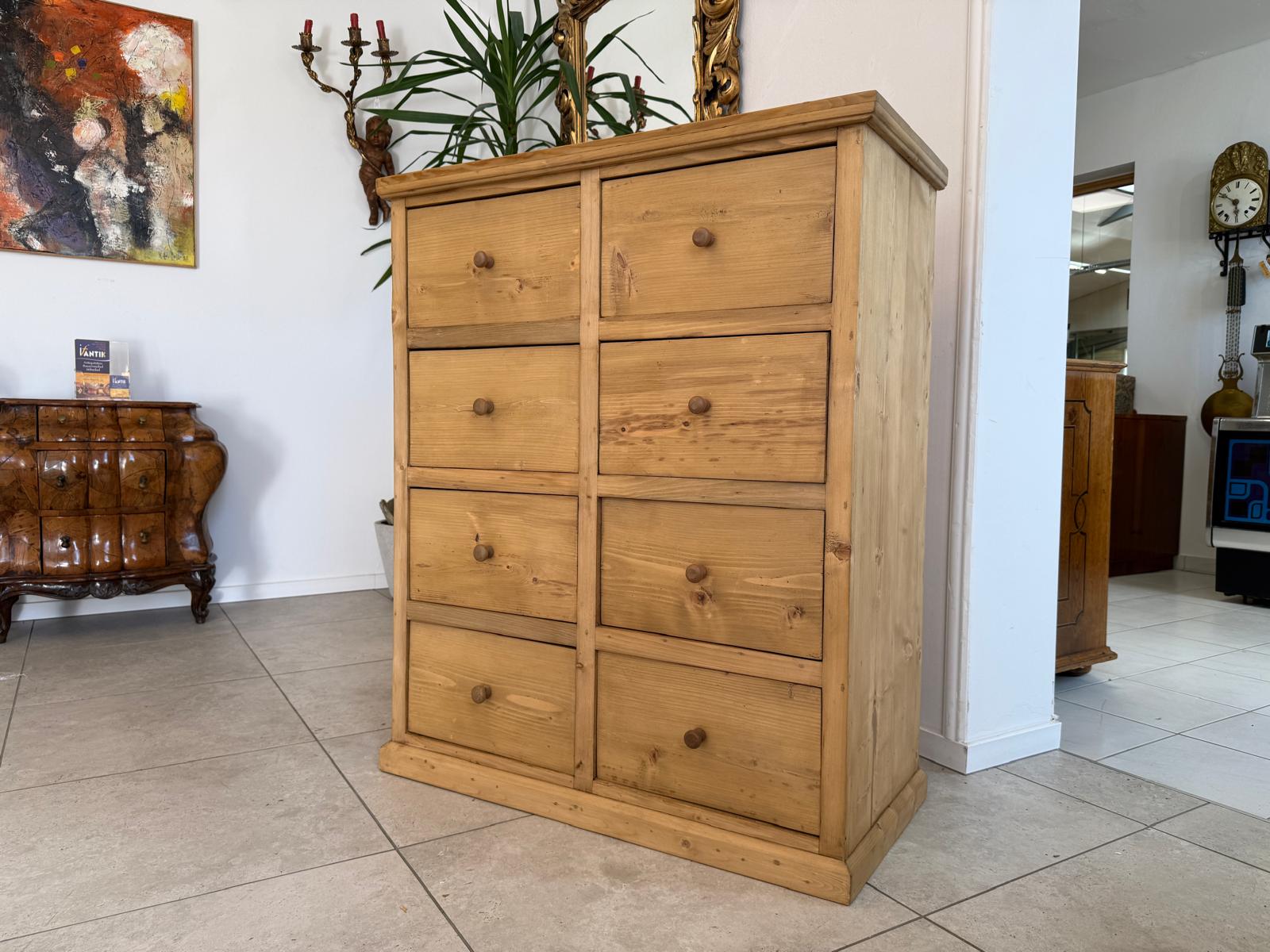 Bäuerliche 8 Ladenkommode Apothekerschrank Altholzkommode Weichholz D1182