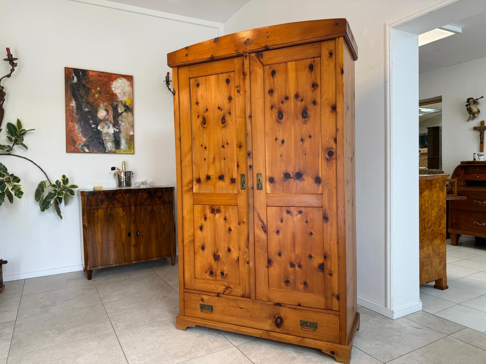 Zirbenholz Schrank Kasten Bauerschrank Kleiderkasten Bauernkasten G1883