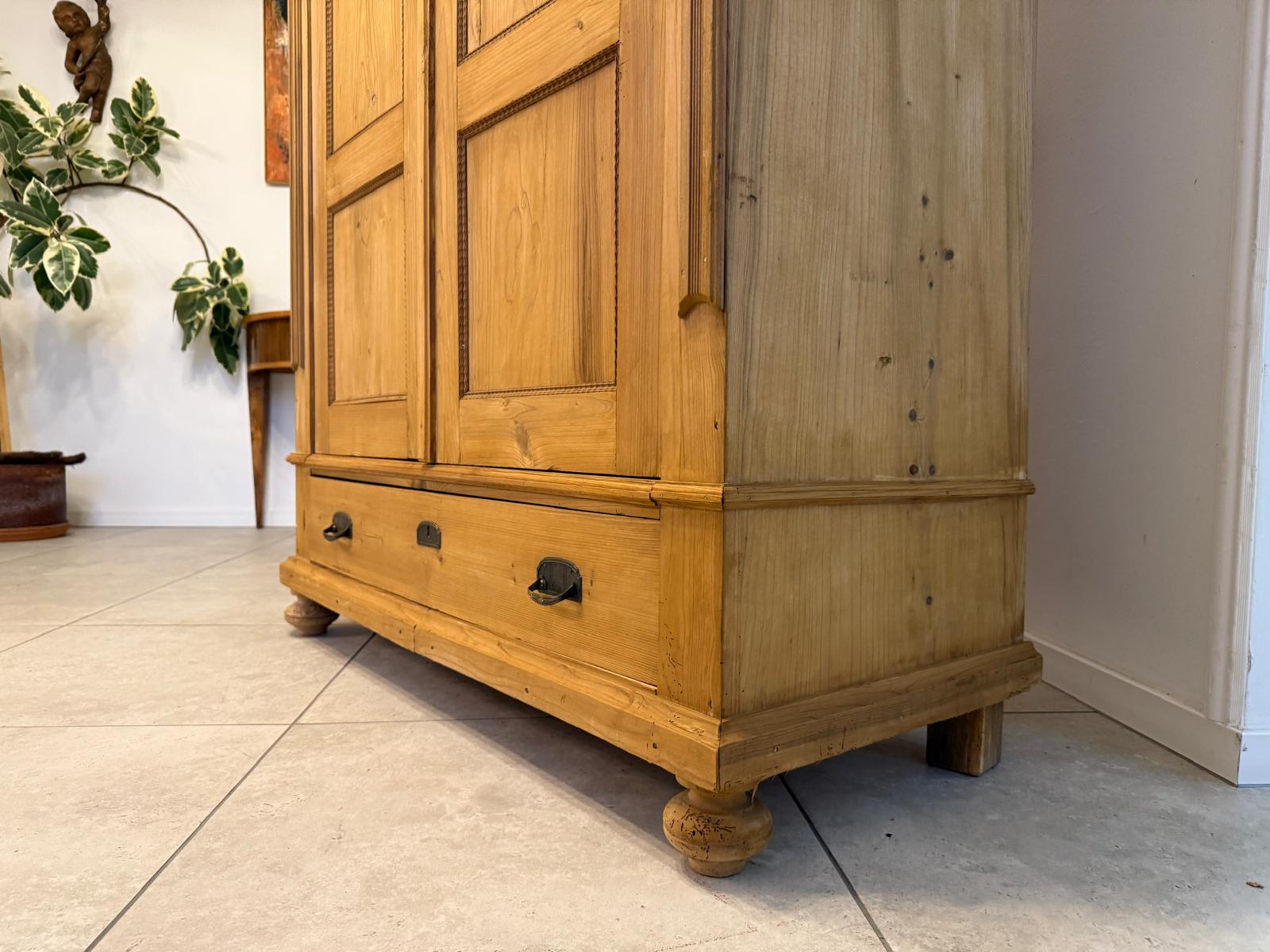 SALE Gründerzeit Bauernschrank Biedermeier Schrank G2225