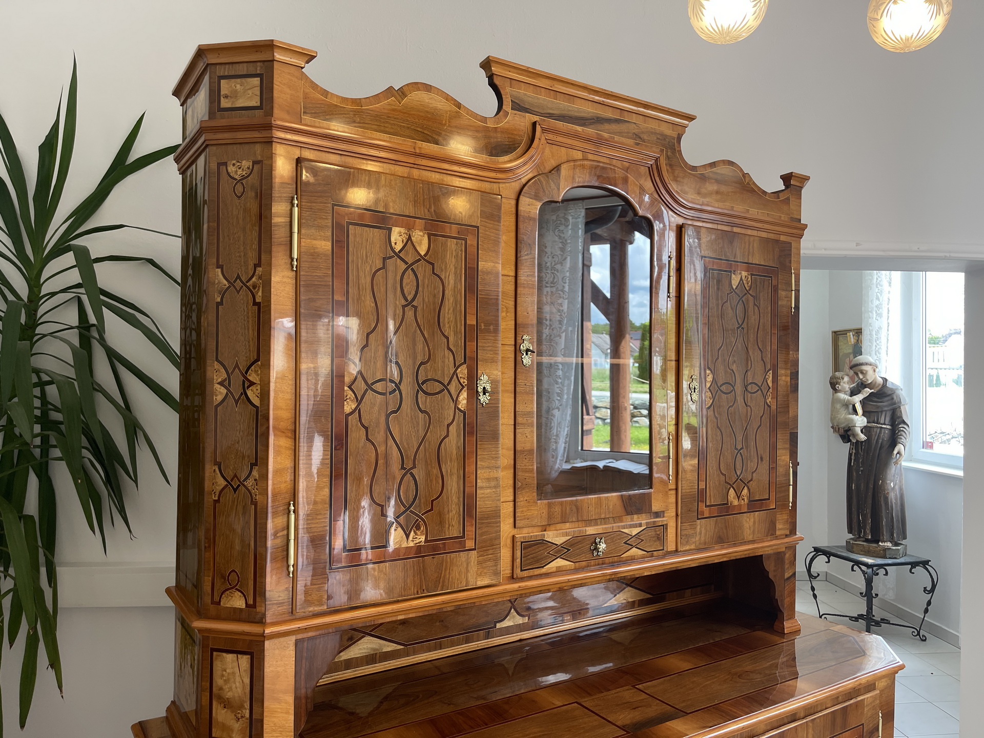 IMG_8696SKREUSTRBw1Ne Sale Barocke Aufsatzkommode Marketerien Bücherschrank A4423