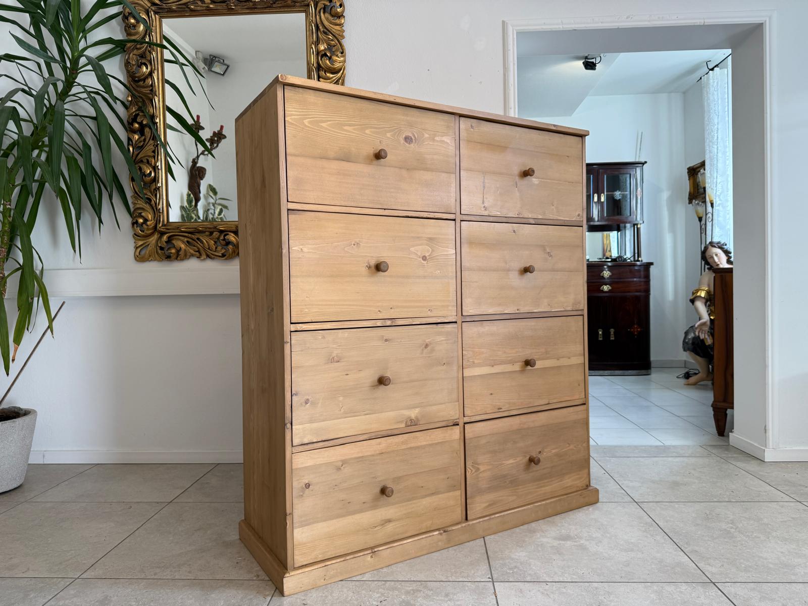 Bäuerliche 8 Ladenkommode Apothekerschrank Altholzkommode Weichholz Antik D1183