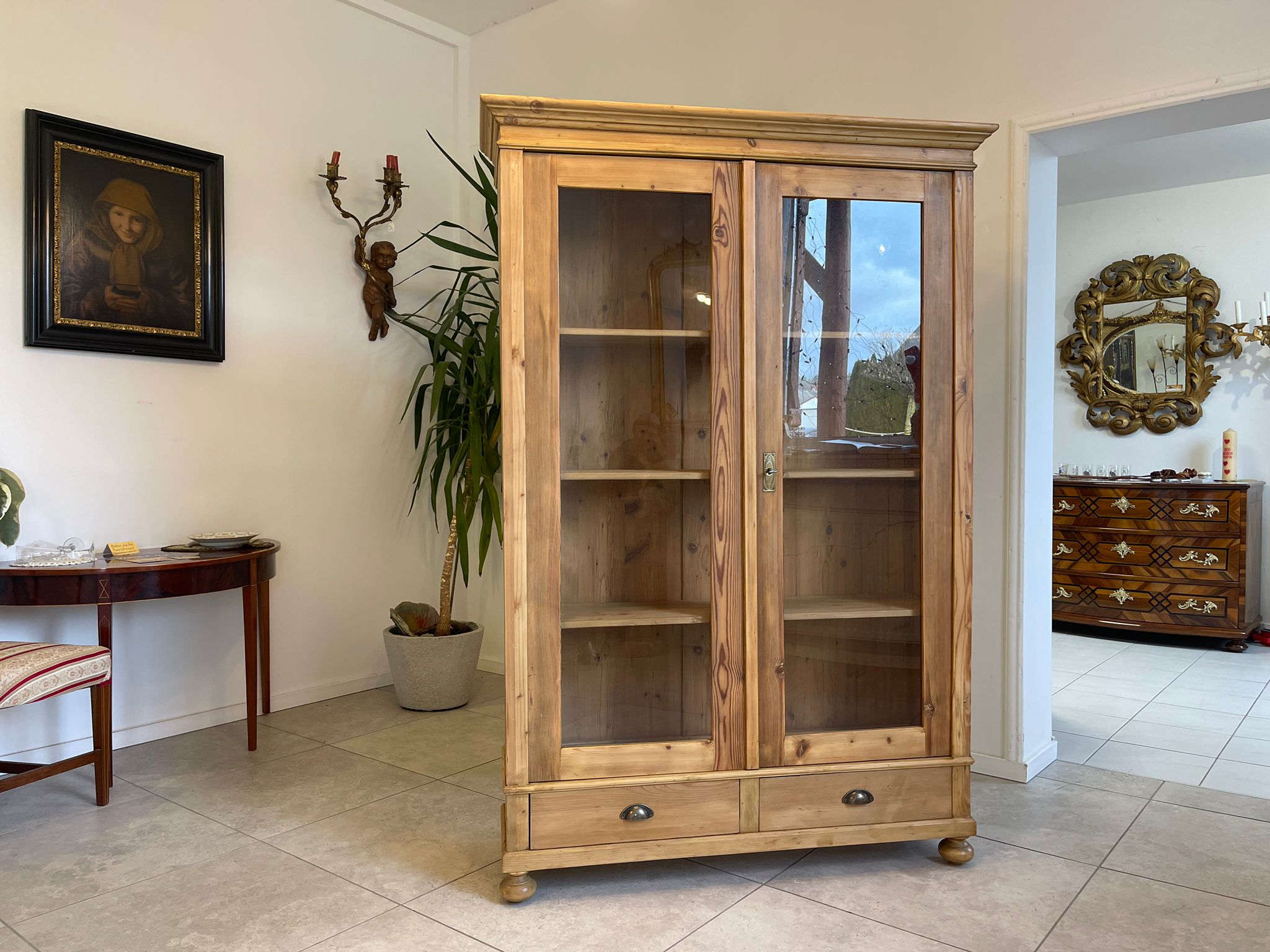 48f9c639-5671-4622-9f55-140573a9d4a9 Restaurierte Jugendstil Vitrine Bauernvitrine Bauernschrank A5094