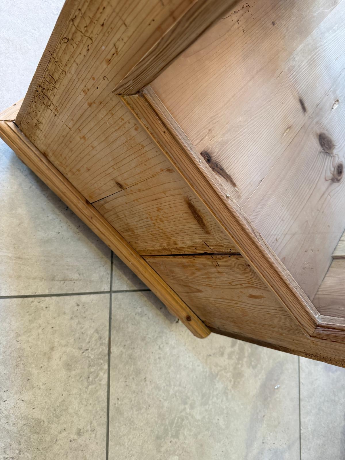 Bäuerliche Jugendstil Vitrine Bauernvitrine Bauernschrank Naturholz Bücherschrank G1049-1