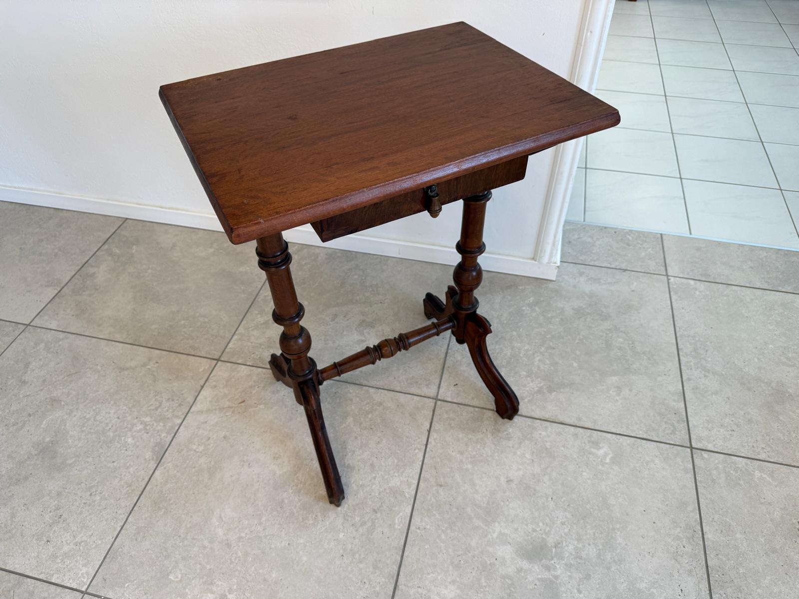 Originaler Nähtisch Tisch Gründerzeit um 1870  G1973