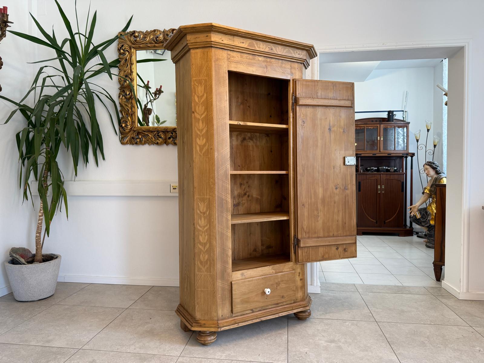 Restaurierter Biedermeier Bauernschrank Naturholzschrank G2010