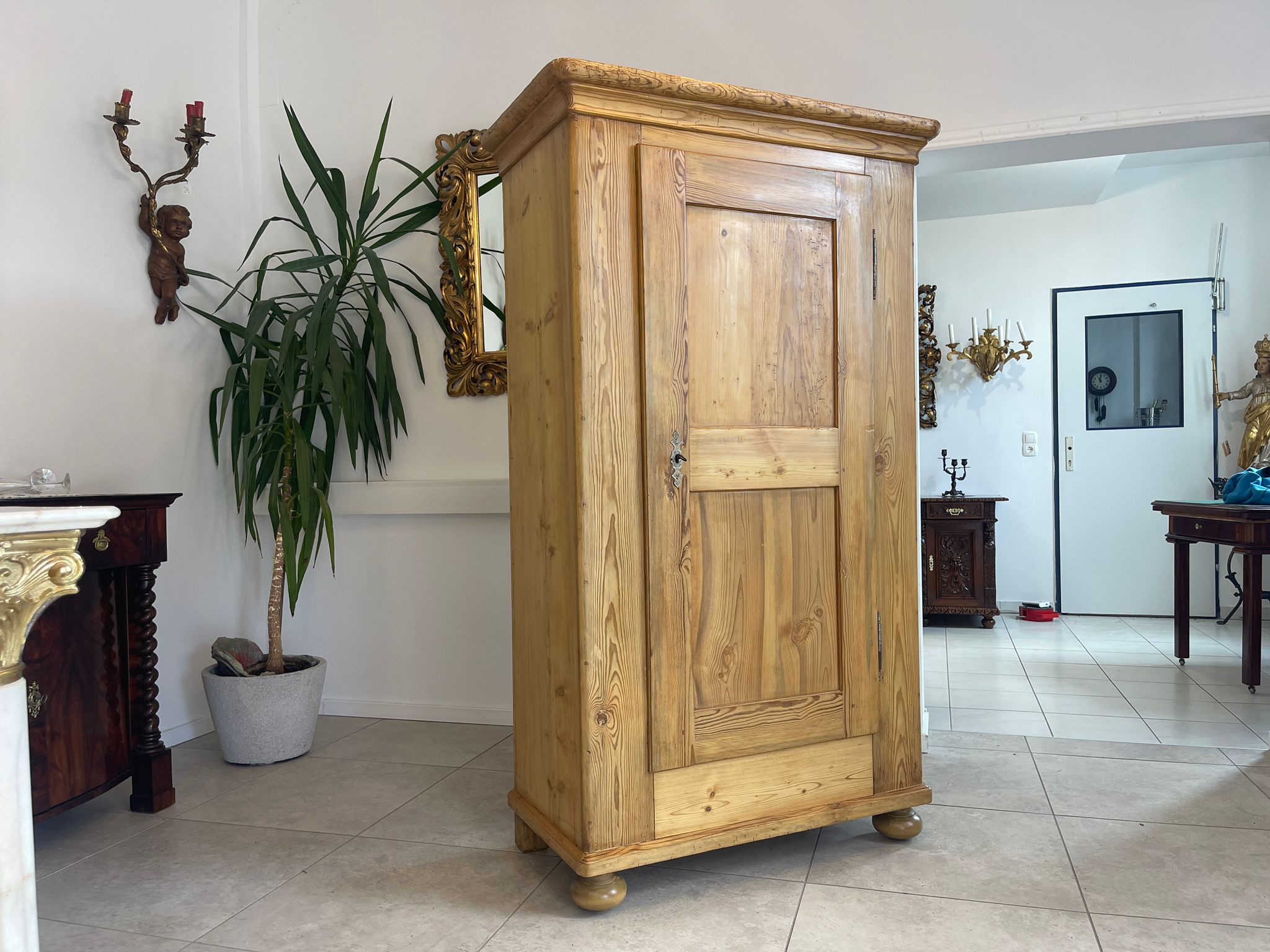 399c7282-36df-4cf2-a75e-5bf671a5d943 Originaler Biedermeier Bauernschrank Naturholzschrank A4880