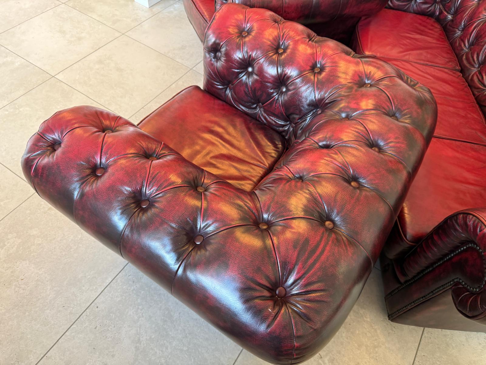 Chesterfield Ensemble 3 teilig Ledersofa Fauteuils Clubmöbel Cultmöbel G2127