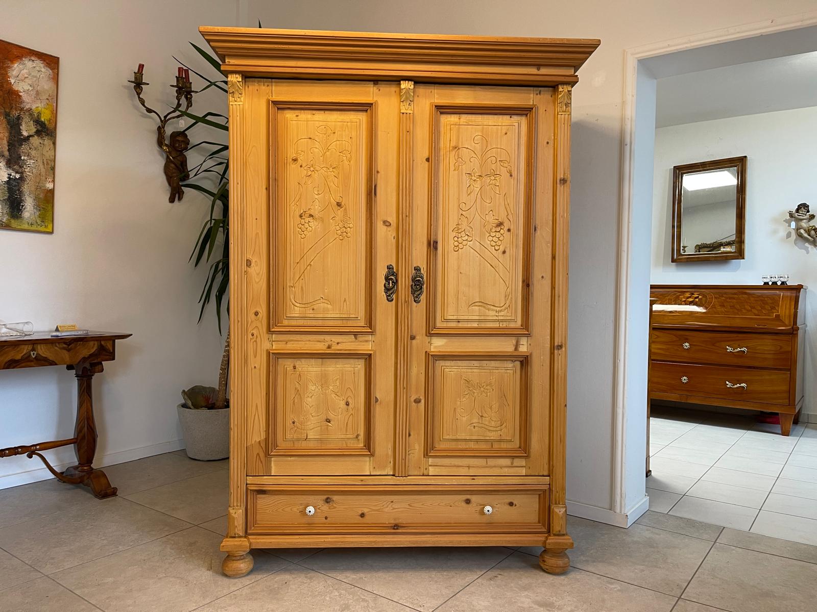 Gründerzeit Bauernschrank Bauernkasten Hallenschrank Kleiderkasten G1691