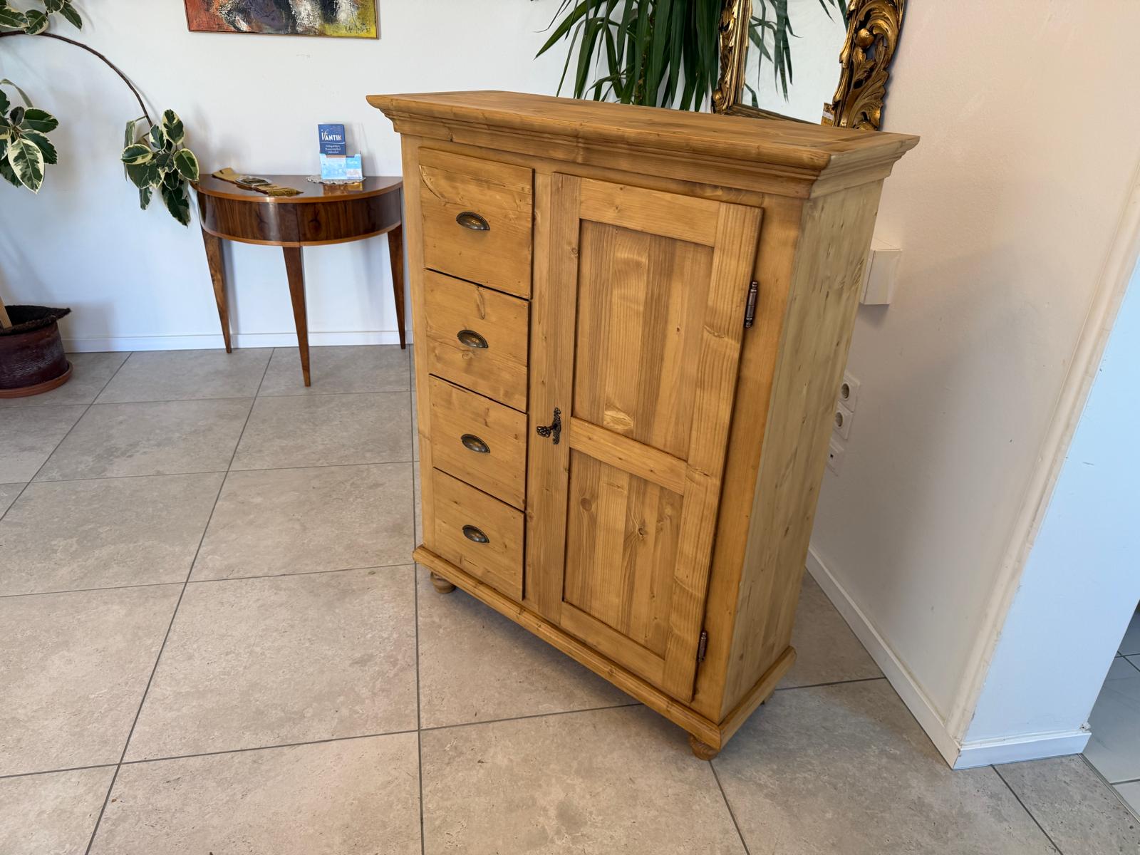 Brotschrank Almerschrank Speiskasten Bauernkasten Naturholzschrank  G2178