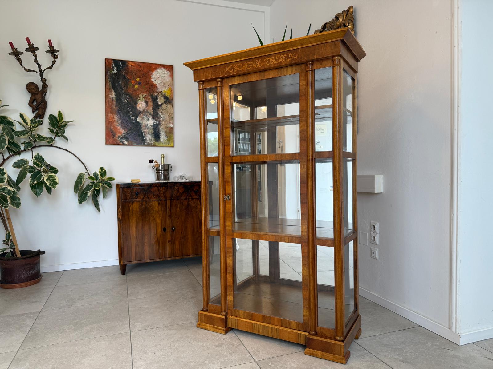 Vitrine im Biedermeier Stil Bücherschrank Glasschrank Edel G1884