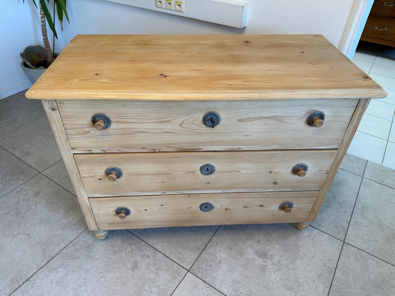 Bäeruliche Biedermeier Kommode 3 Ladenkommode G2042