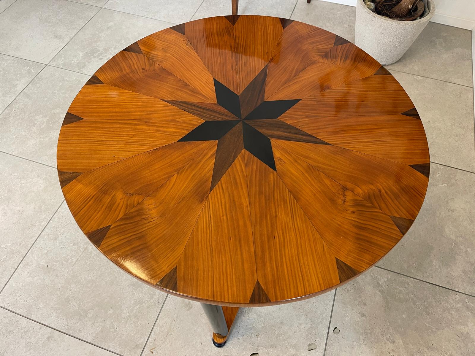 Rstaurierter Biedermeier Tisch Stern Intarsien Designertisch Antiquität G1189