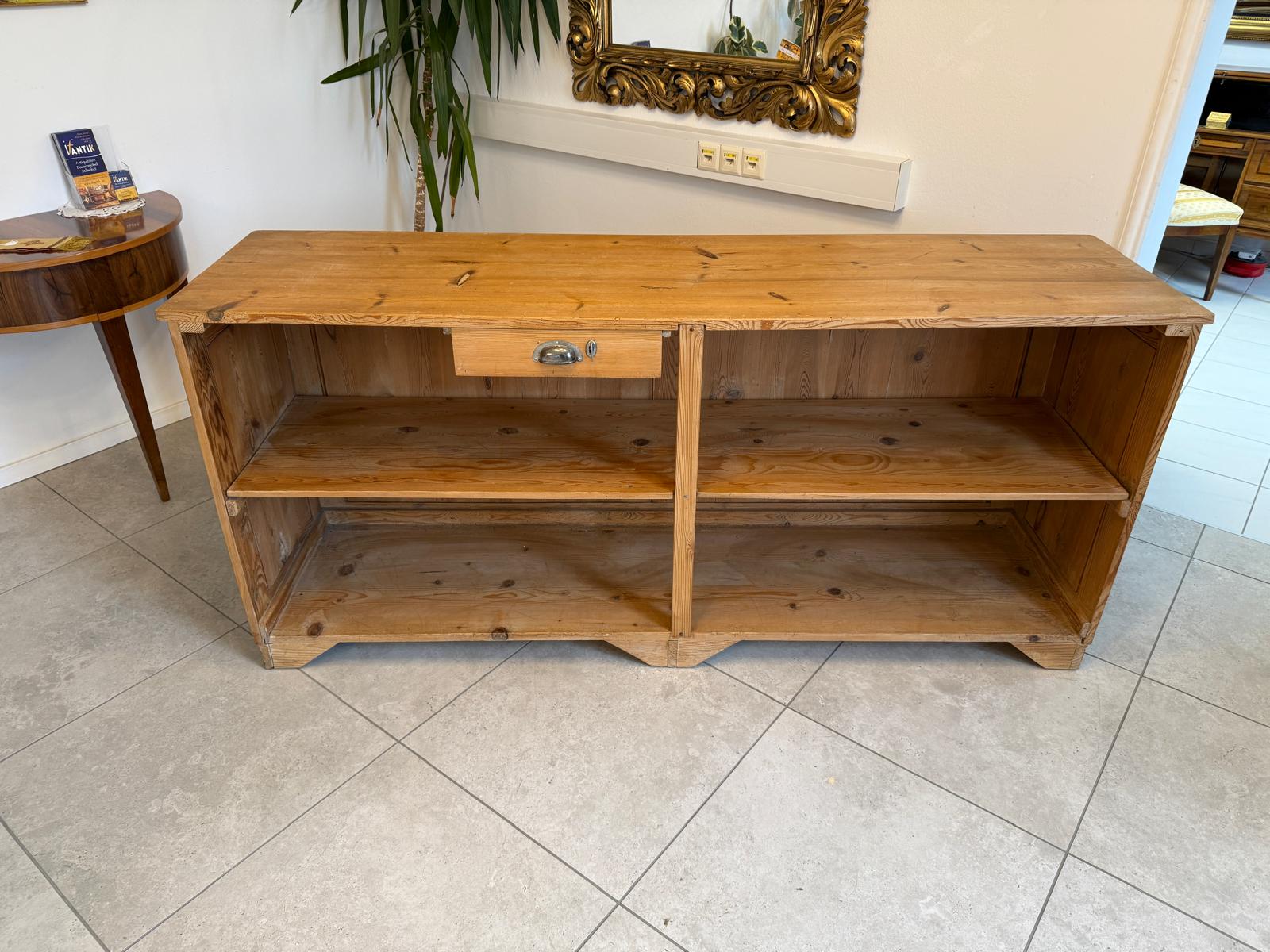 Urige bäuerliche Bar Altholz Vintage Verkaufstheke Schneidertisch G2256