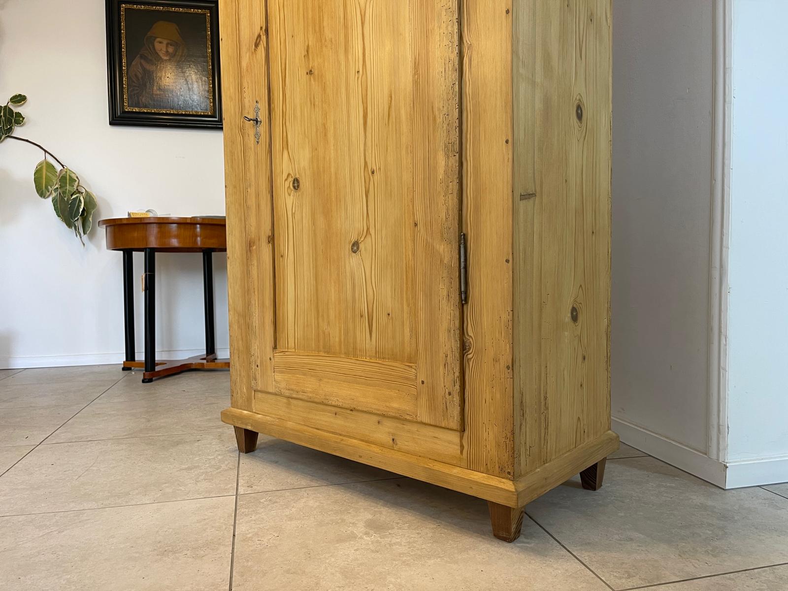 Uriger 1 türiger Bauernschrank Naturholzschrank Steiermark Bauernkasten Schrank G1258