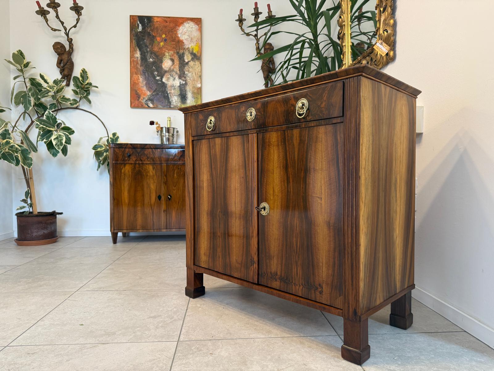 Sale Restaurierte Biedermeier Anrichte Trumeau Nussholz Antiquität G2081