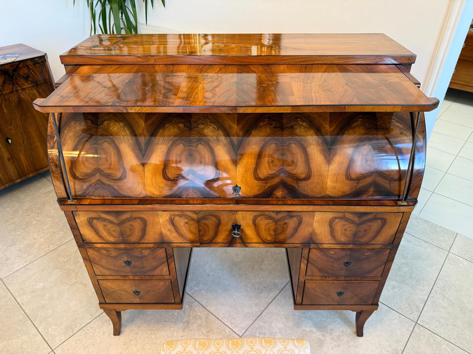 Sale Restaurierter Biedermeier Sekretär Schreibpult Nussholz G1968