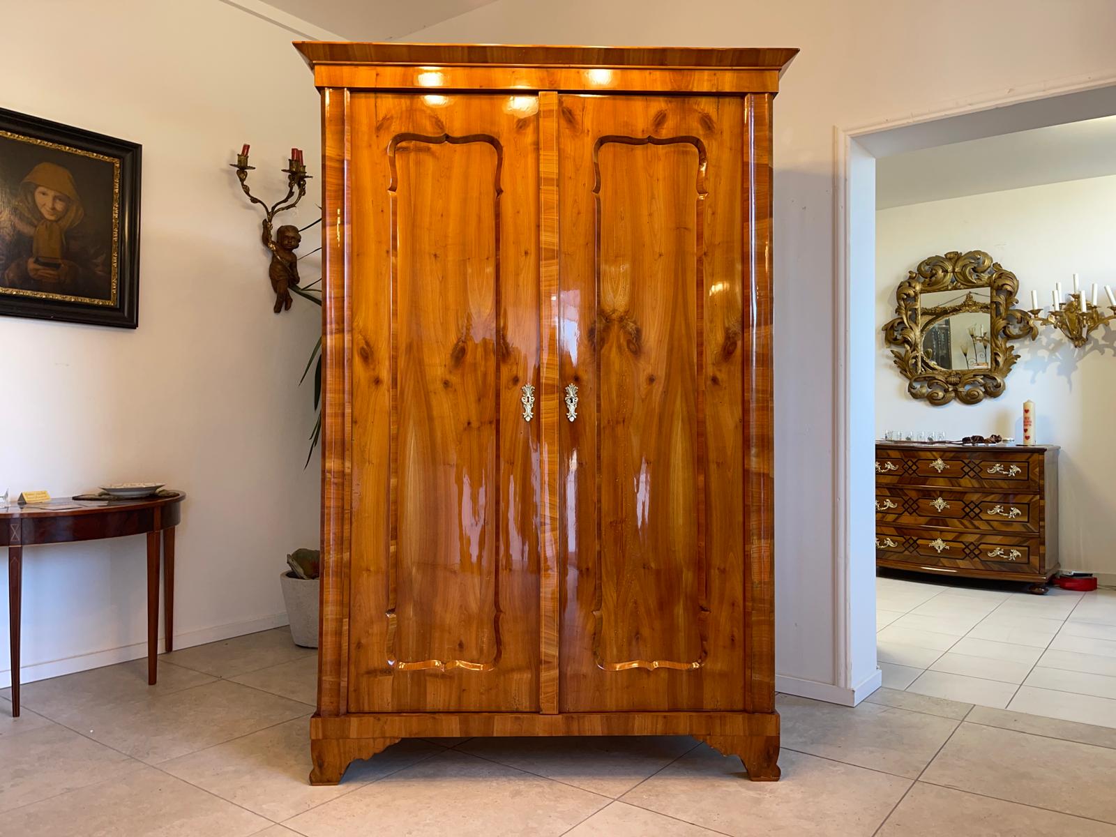 3fd0b03c-593b-4094-8639-fa4d787ab7c7 Sale Original Biedermeier Schrank Kasten Restauriert Kirschholz A5109