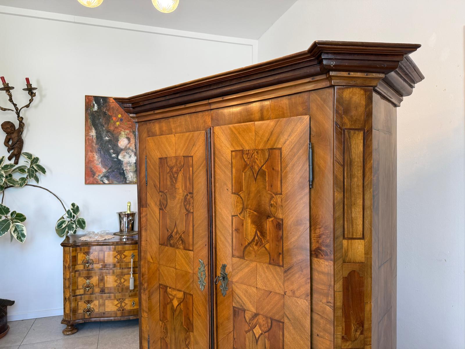 Prachtvoller Barockschrank Bauernschrank Antik Authentisch D2816