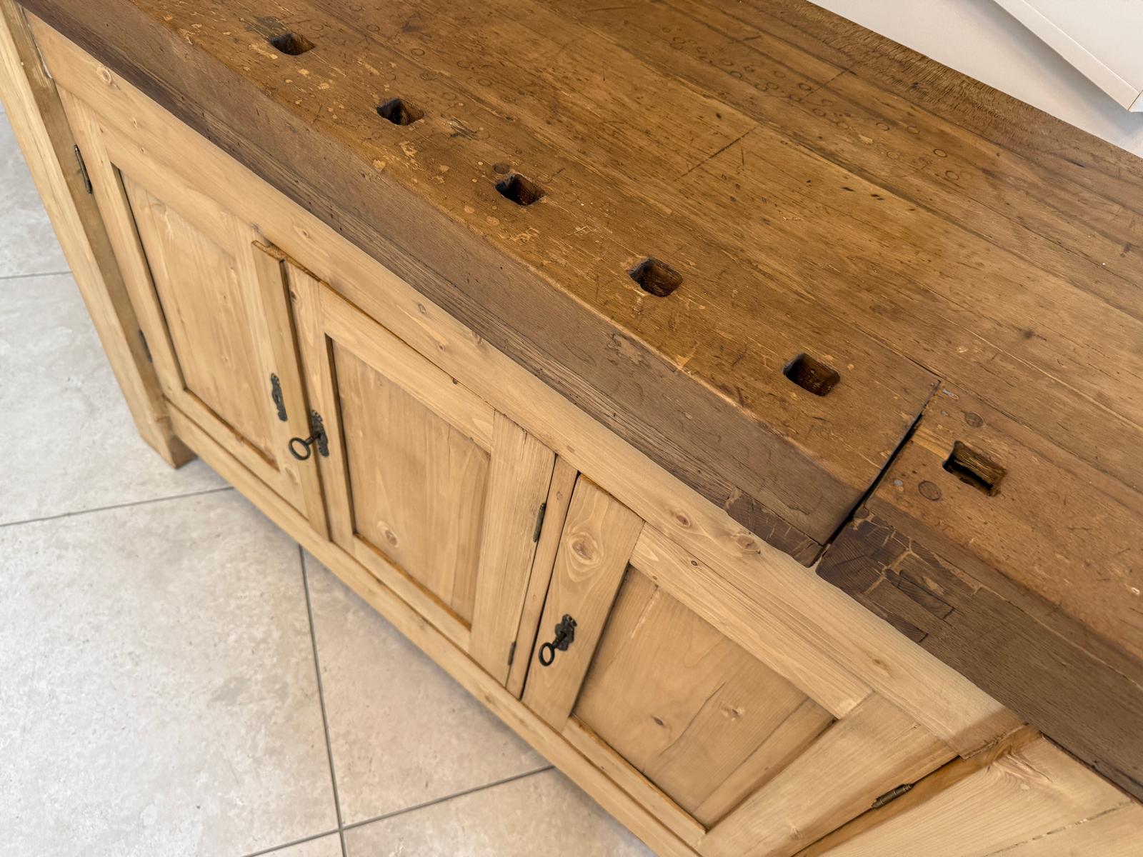 Urige Hobelbank Werkbank Pult Tresen Ladenschrank Antik G2253