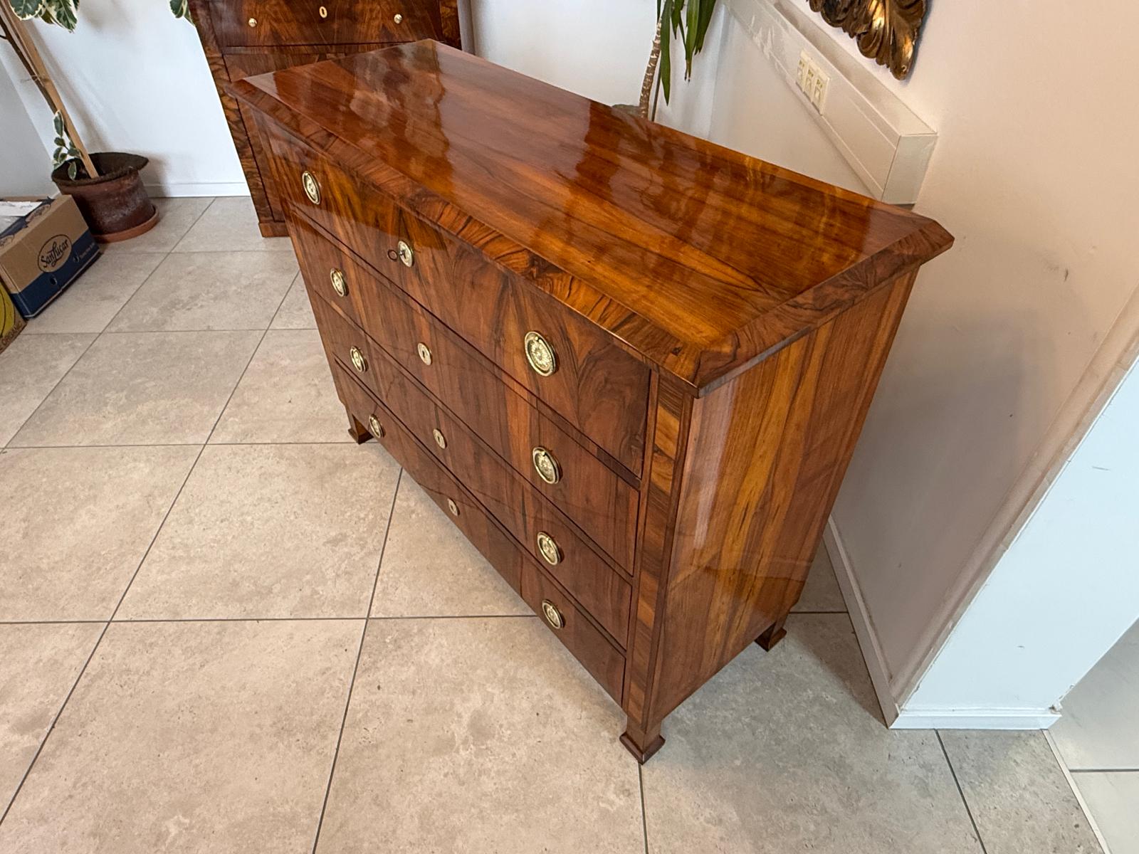 Biedermeier Kommode 4 Ladenkommode Nussholz Antiquität Restauriert D2478