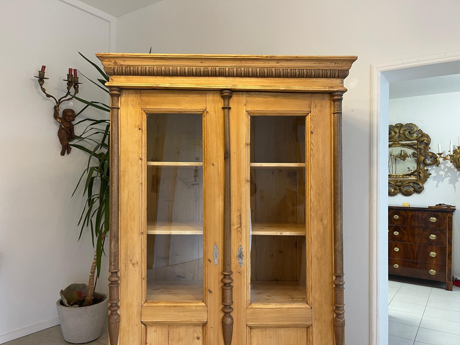Restaurierte Gründerzeit Bauernvitrine Bauernschrank Bauernvitrine G1049