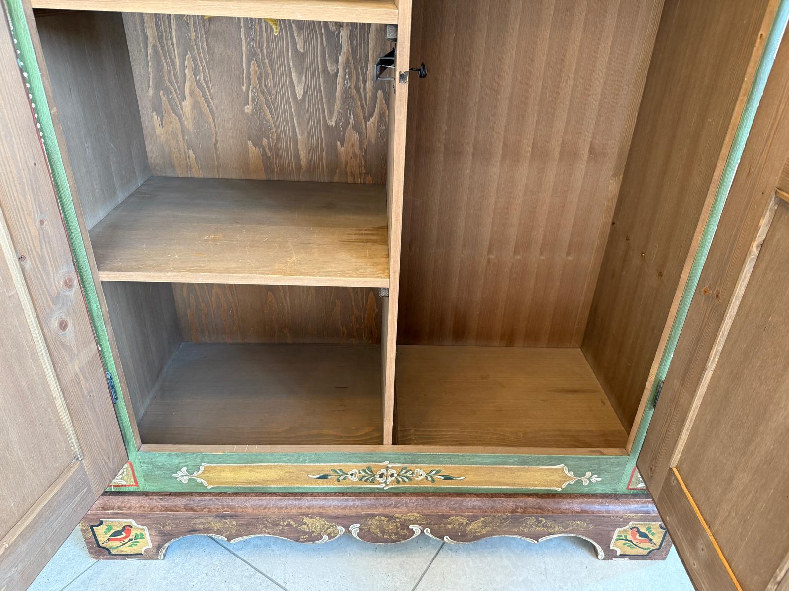 Originaler Voglauer Schrank Bauernschrank Anno 1800 Altgrün G2169