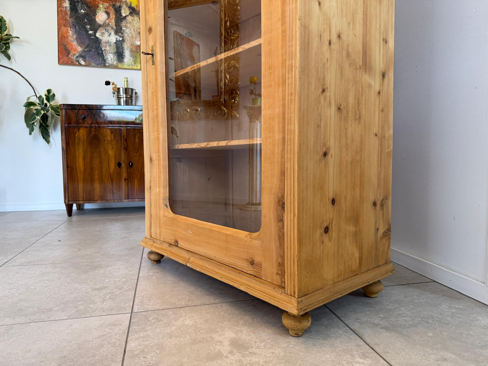 Originale Gründerzeit Bauernvitrine Bauernschrank Bauernvitrine G1940