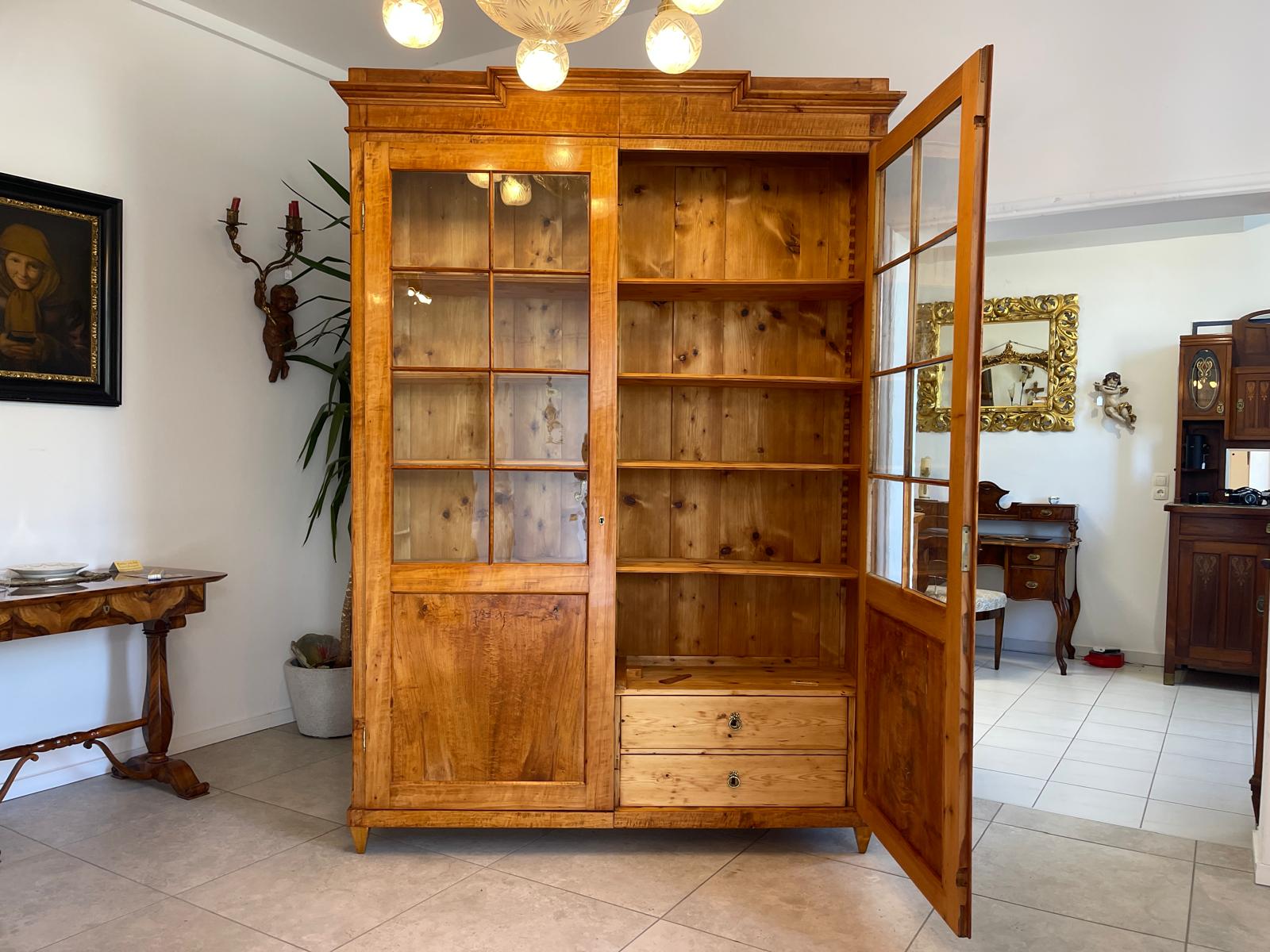 Antike Restaurierte Biedermeier Bücherschrank Vitrine Traumxemeplar Antiquität  G1641