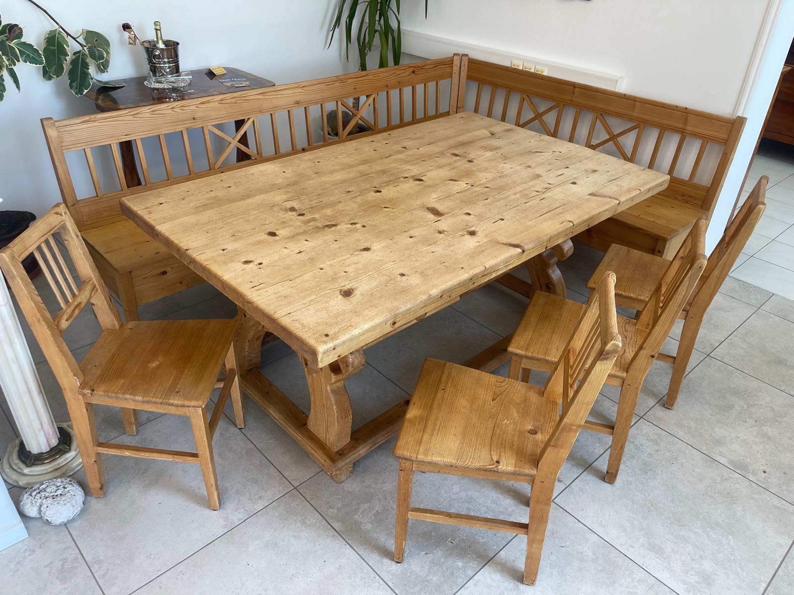 Bäuerliche Bauernsitzgruppe Ensemble Jogltisch Bauernstube Sessel Naturholz Antik G1701-1