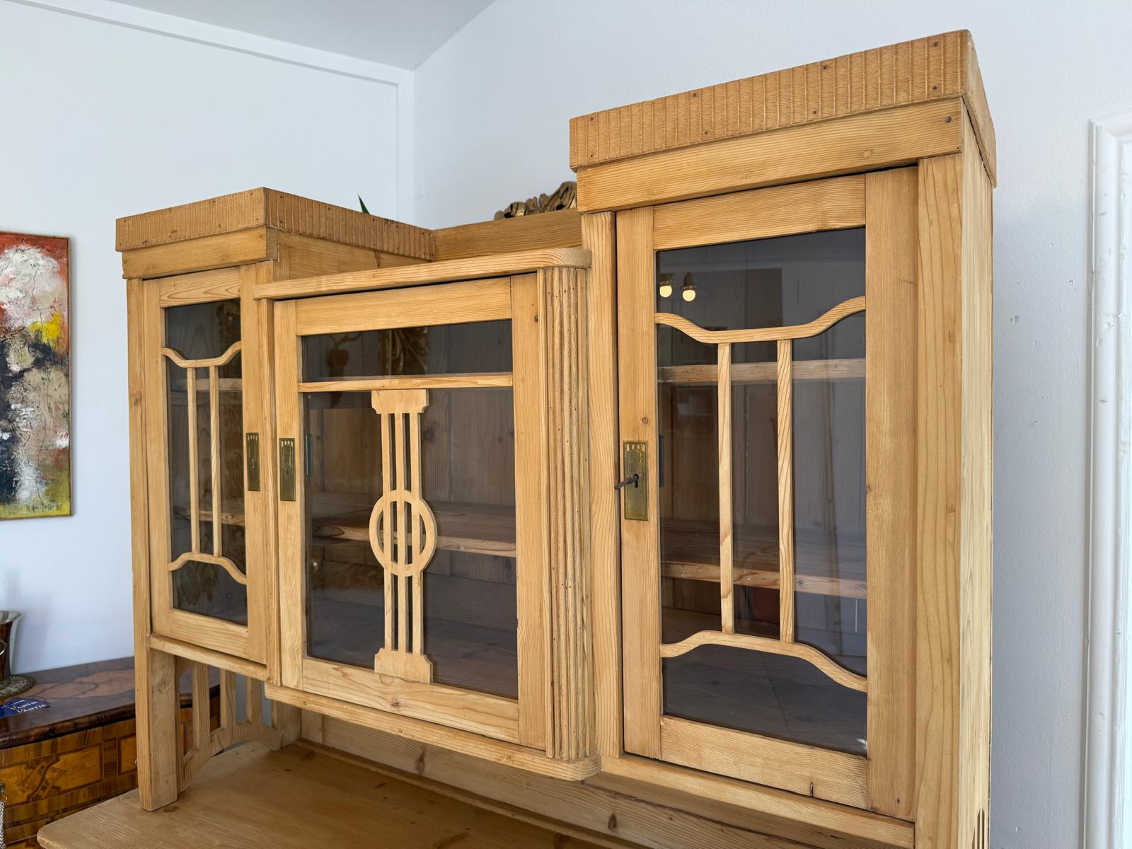 Jugendstil Küchenkredenz Bauernschrank Bauernkredenz D2613