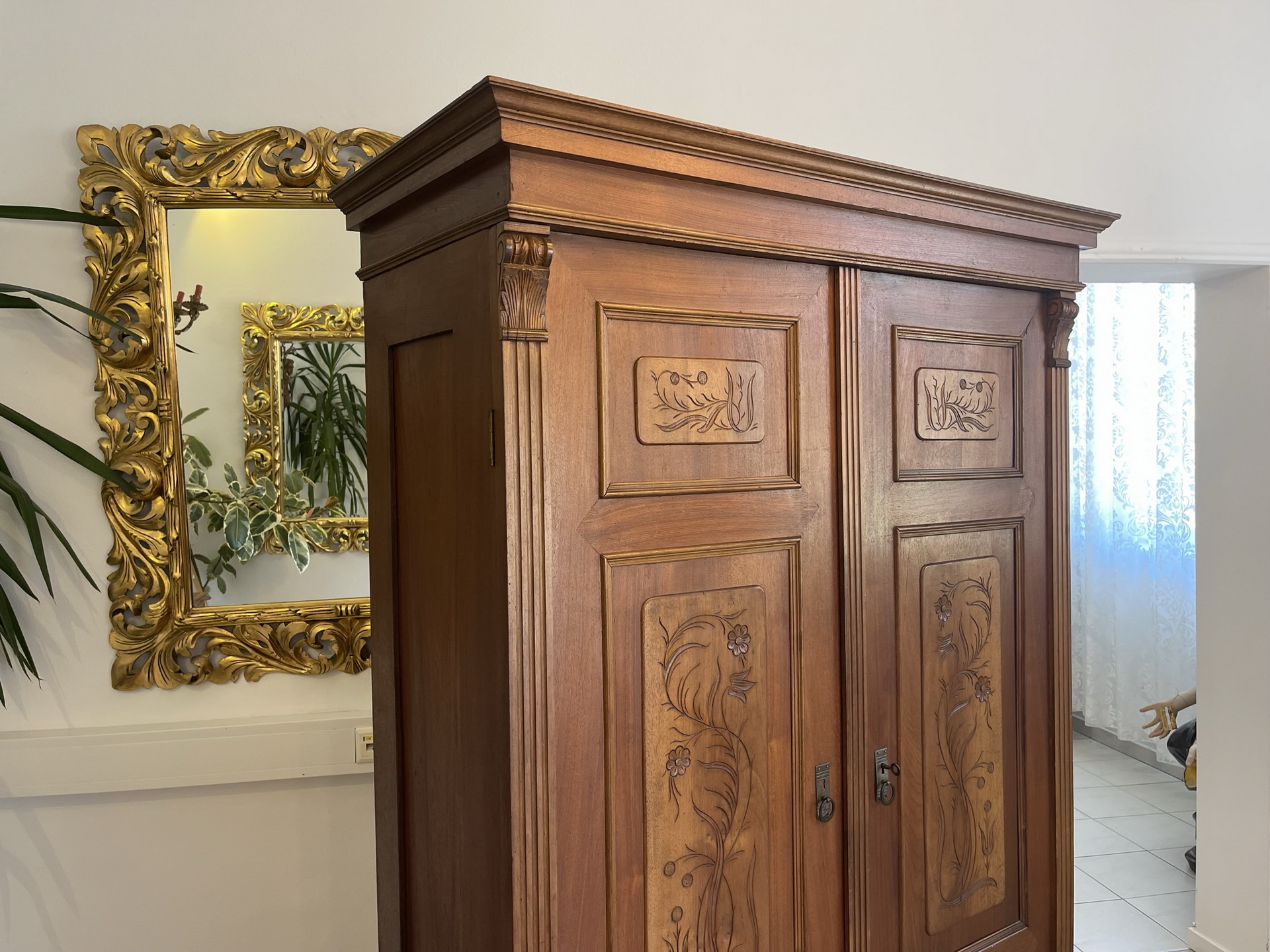 Bauernschrank_05MTYSjL8KvJ3vF Gründerzeit Schrank Eichenholz Geschnitzt B1553