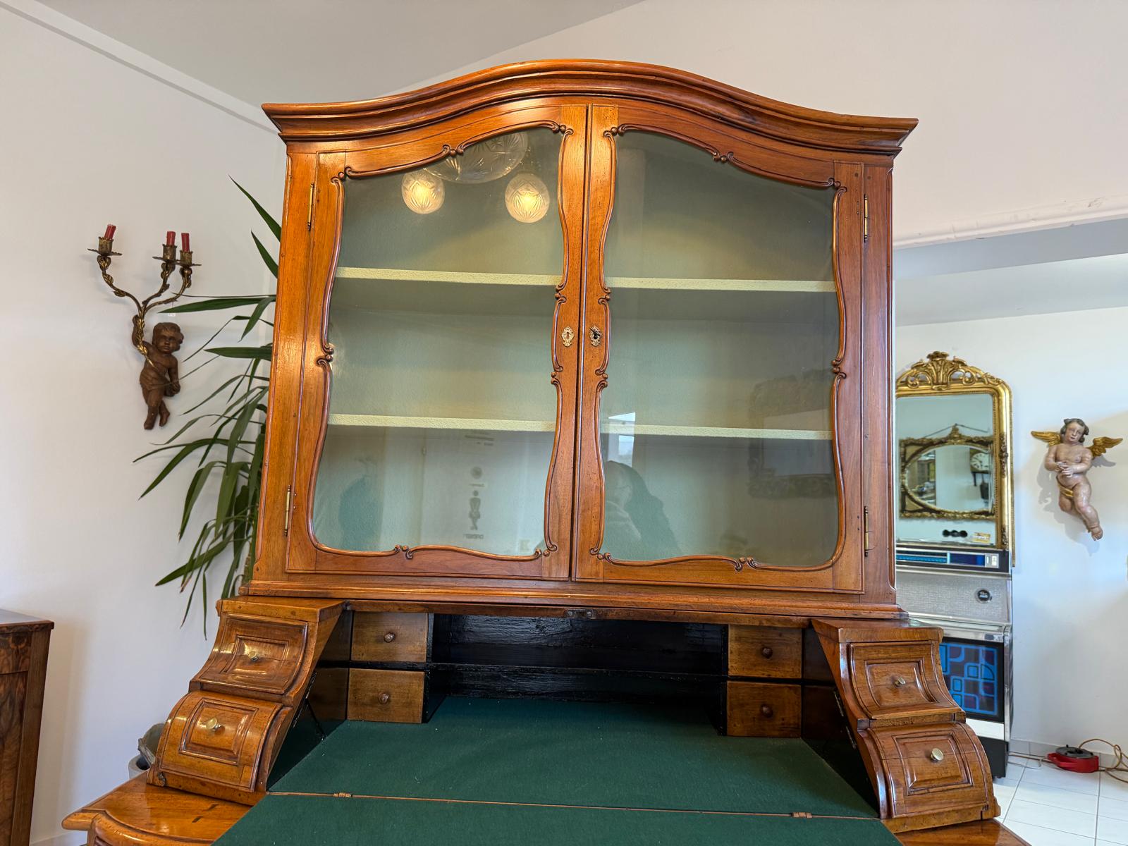 SALE Originale Aufsatzvitrine Aufsatzkommode Vitrine Antiquität Nussholz  D1146