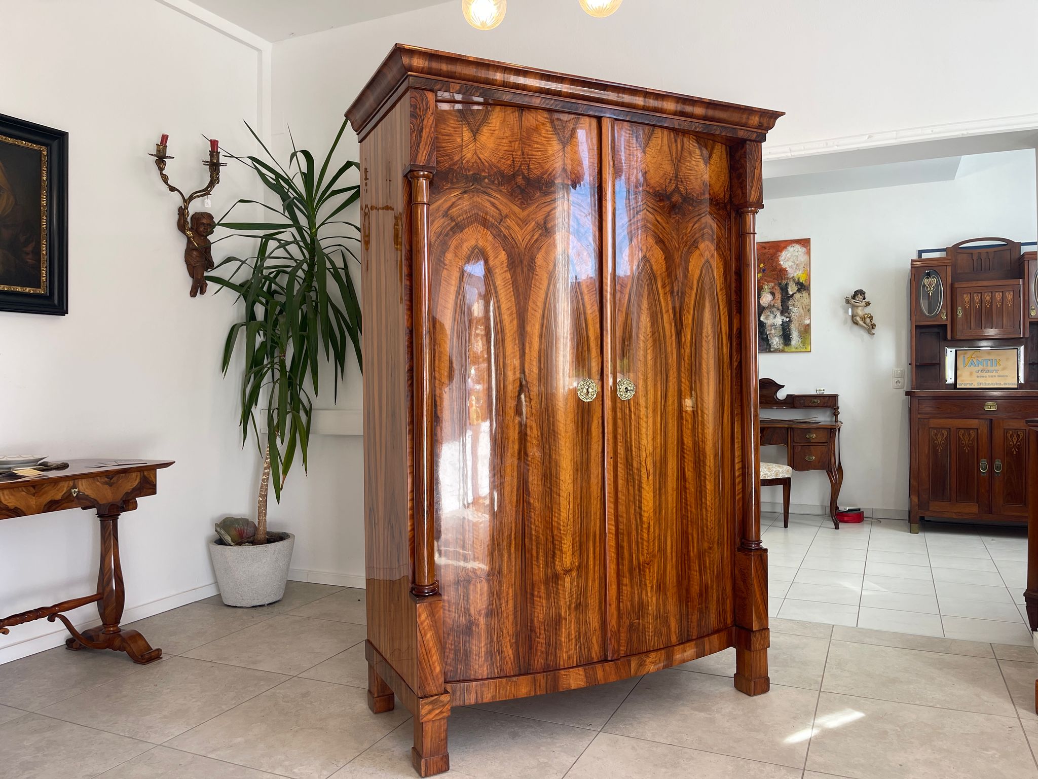 SALE Traum Empire Schrank Säulenschrank Restauriert Antiquität Marketiert G1378