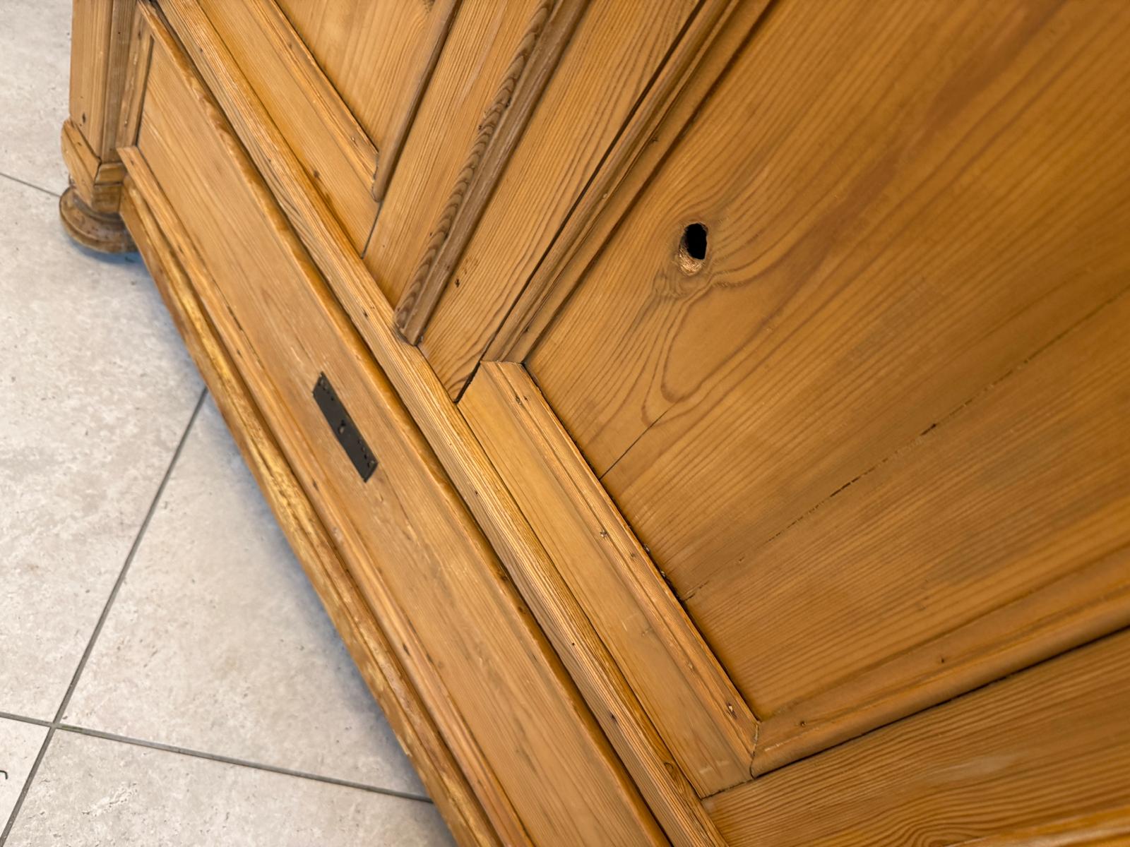 Biedermeier Bauernschrank Naturholzschrank Weichholz D1036