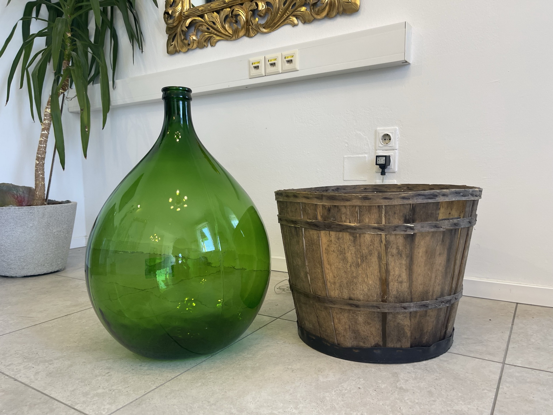 bauernstube_94pAVb4f87TuKLh Alte Ballonflasche Weinballon, Gärballon, Ballonflasche B1736Fl