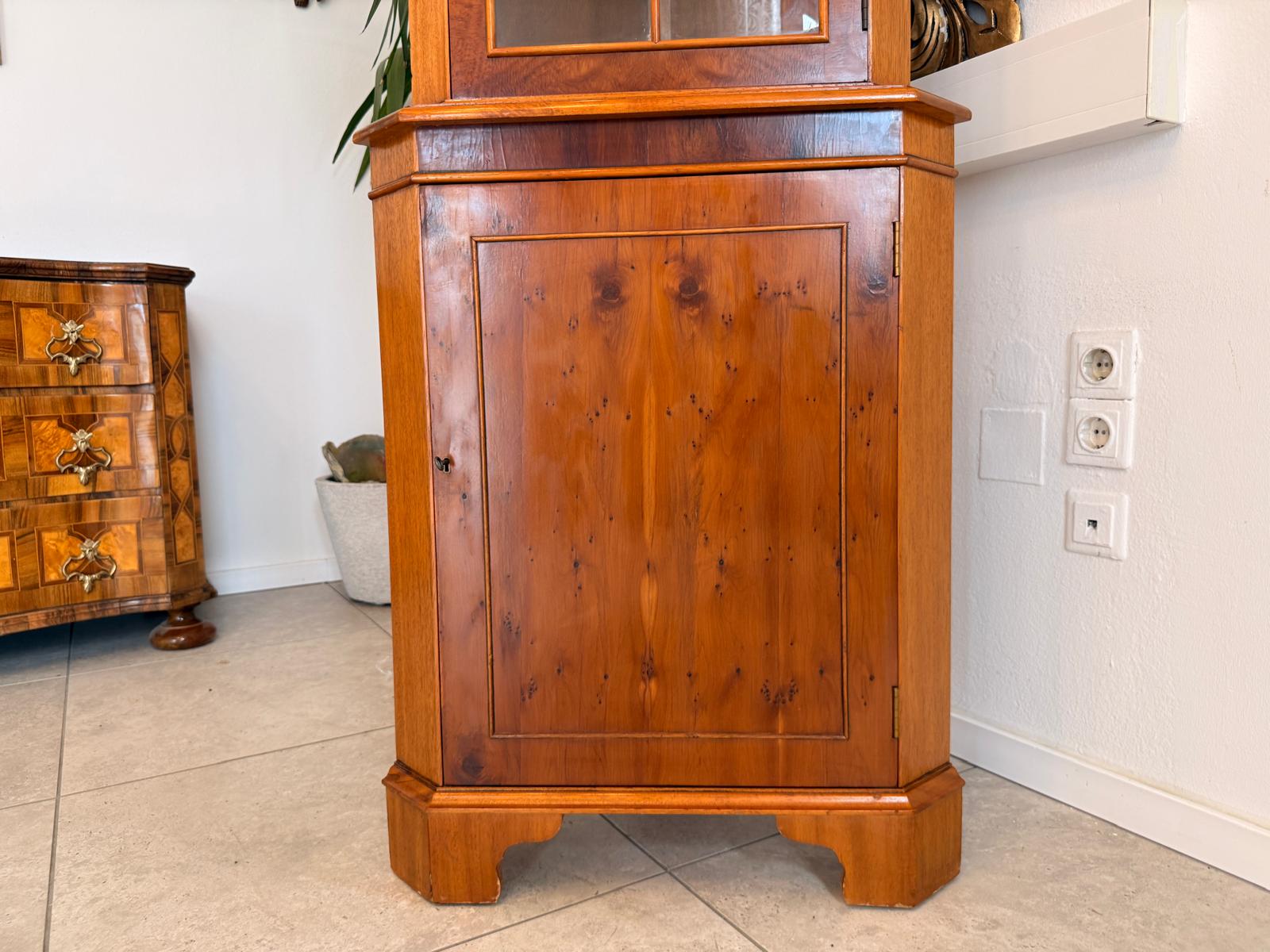 Eckvitrine Glasschrank Glaskasten Kolonial Stil Büroschrank D2664