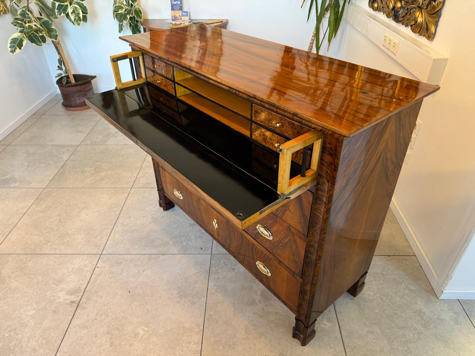 SALE Restaurierte Biedermeier Schreibkommode Nussholz Antiquität Antikmöbel G2159