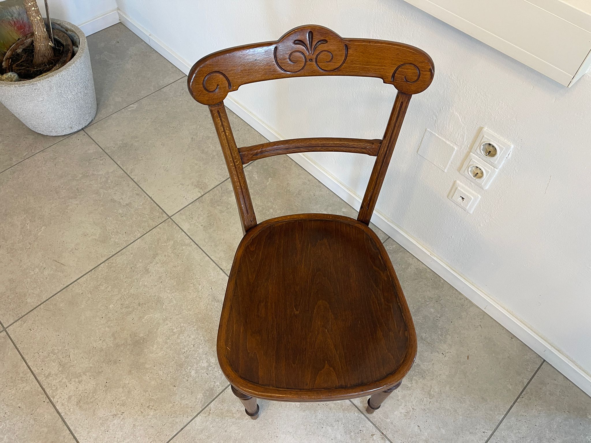 0604c027-0008-4f95-95c1-1783433d056b Thonet Sessel Original - Bugholz Klassiker Modell A4894