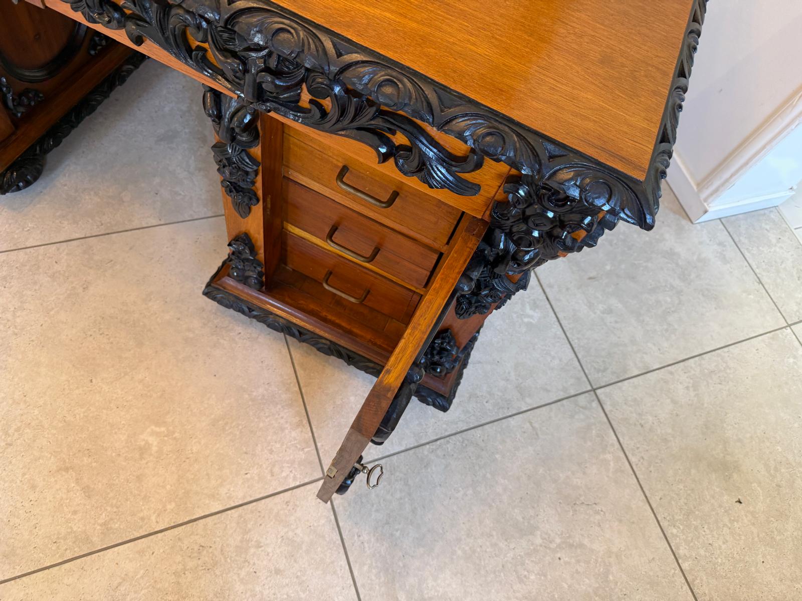 Originaler Gründerzeit Historismus Sekretär Freisteher D1233