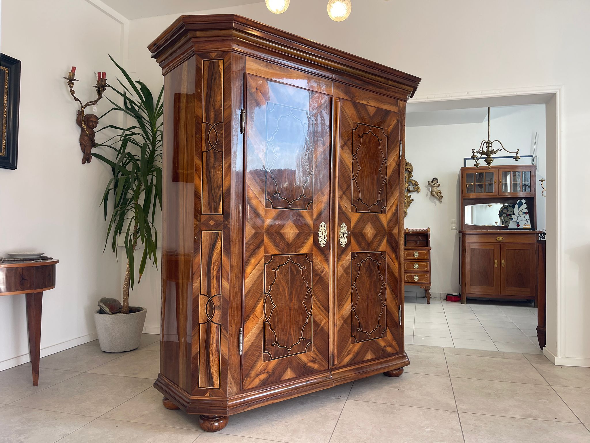 SALE Restauriert Barocker Hallenschrank Barockschrank Museumsexemplar Antiquität G1138