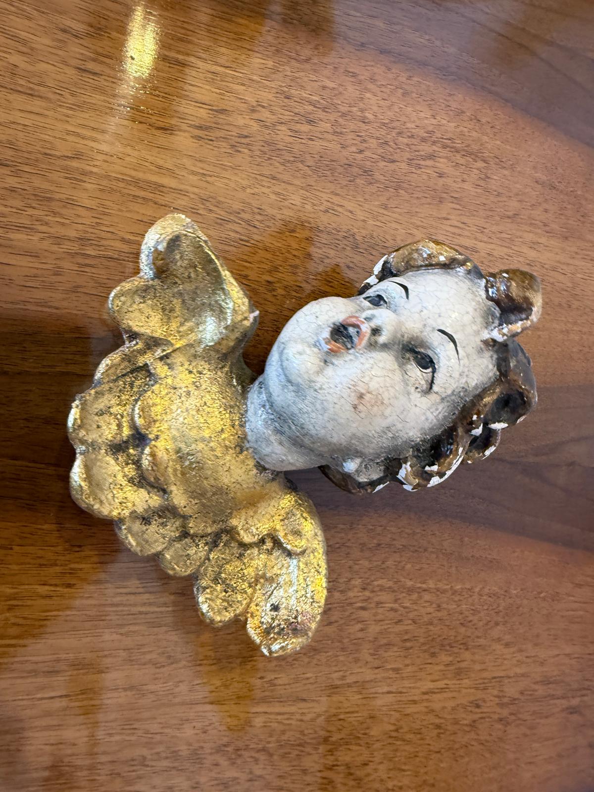 Hölzerner Engelkopf Engel Holzschnitzerei G2874