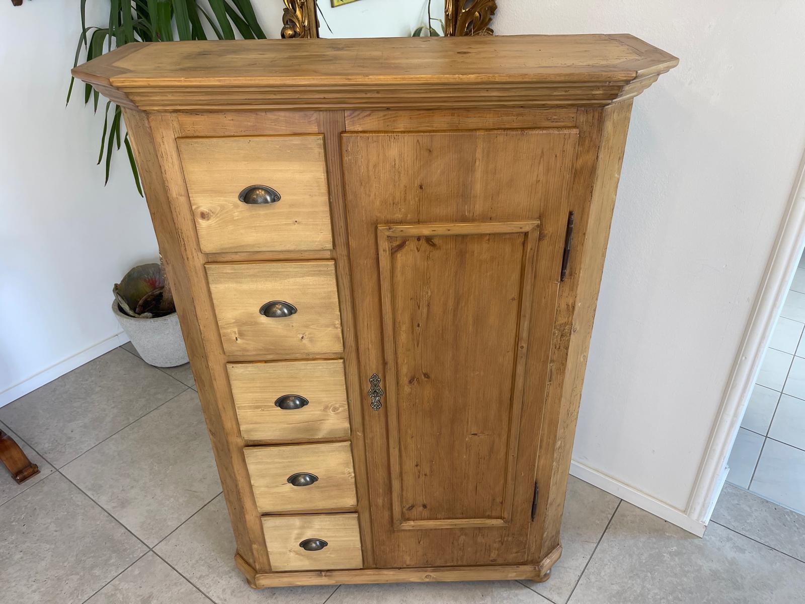 Uriger Biedermeier Brotschrank Almerschrank Vorratskasten Bauernkasten G1650